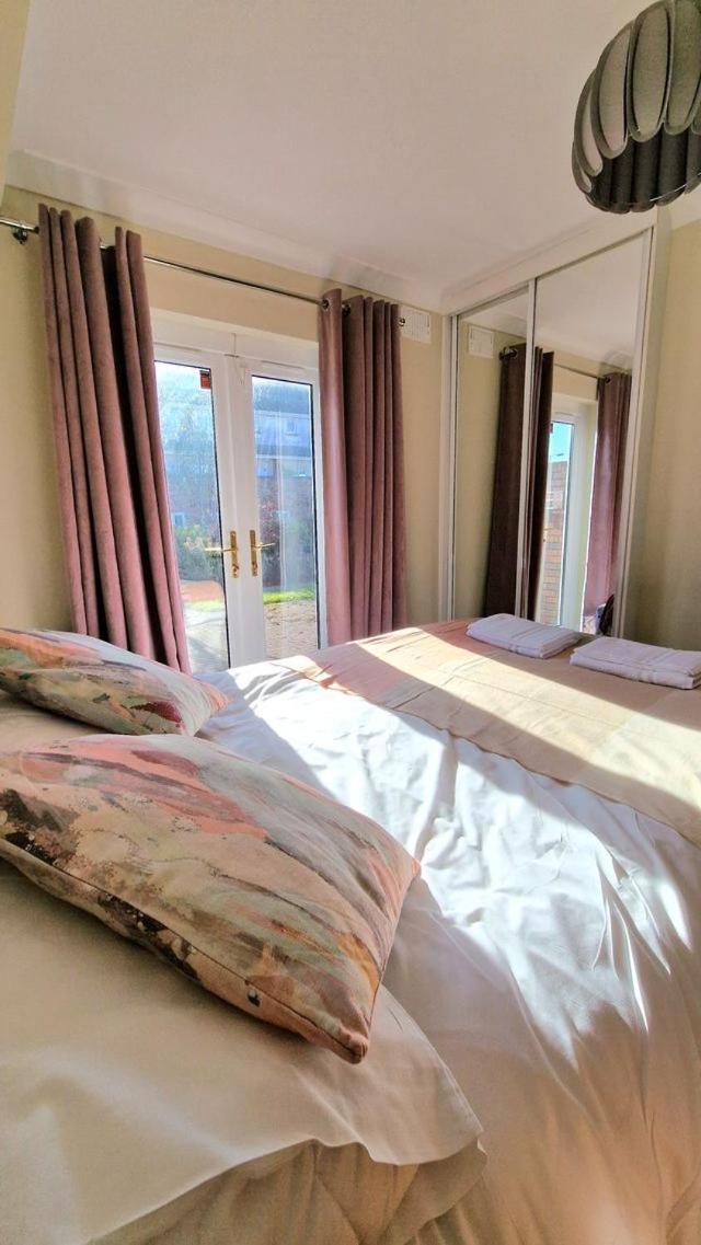 Cosy Two Bedroom Apartment Galway Zewnętrze zdjęcie